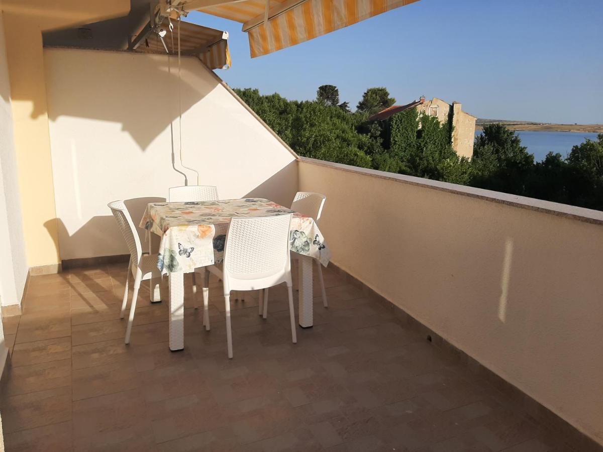 Apartments Nikola Caska Novalja Ngoại thất bức ảnh