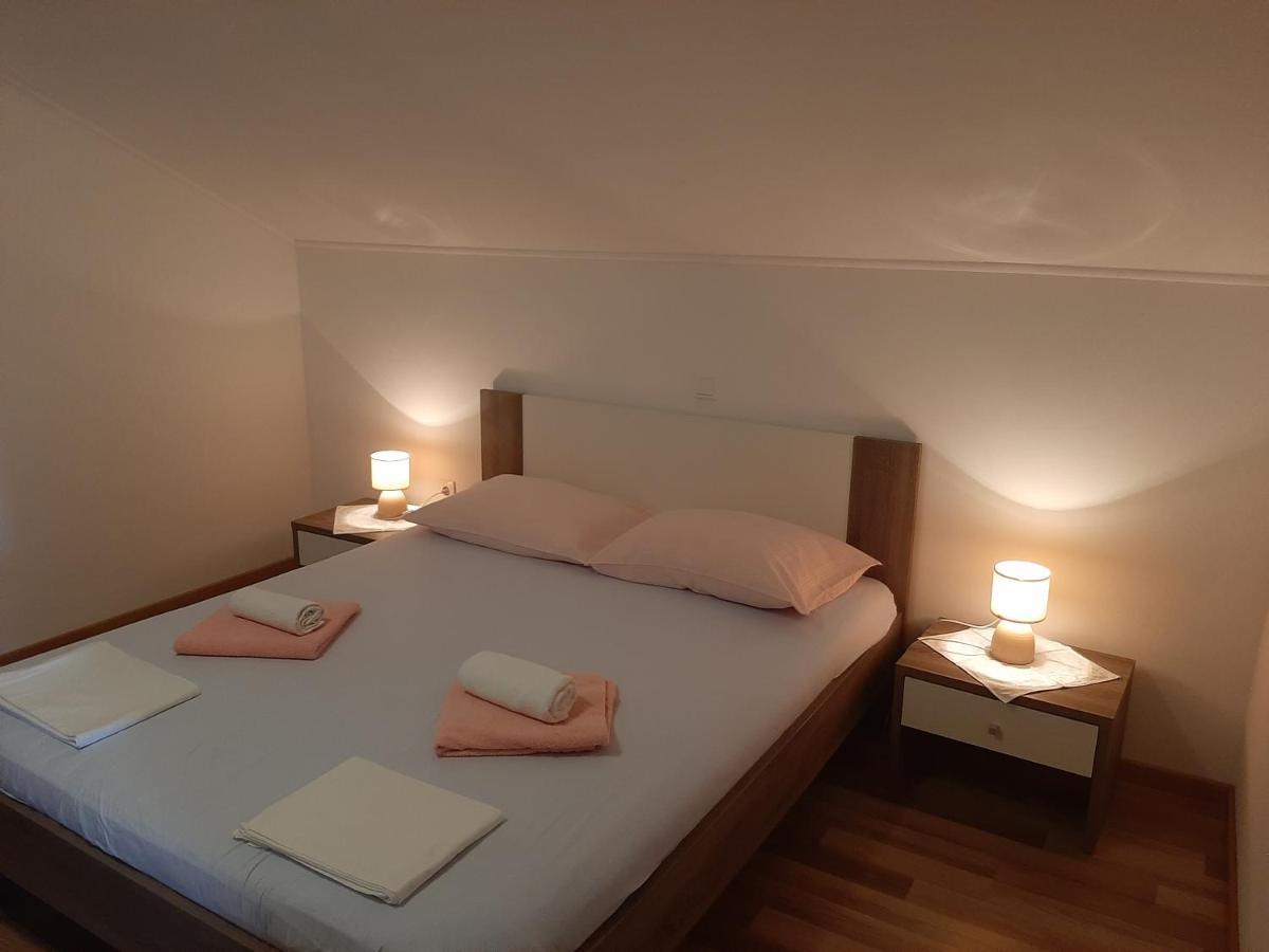Apartments Nikola Caska Novalja Ngoại thất bức ảnh