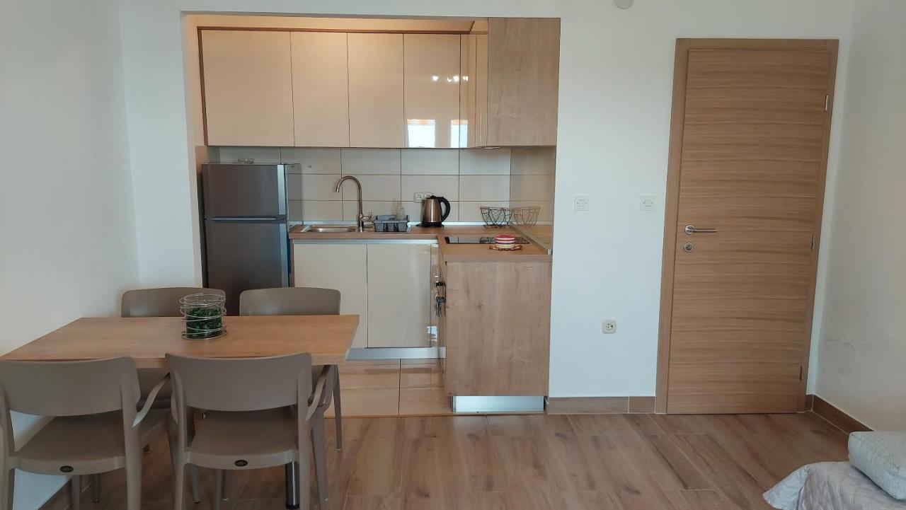 Apartments Nikola Caska Novalja Ngoại thất bức ảnh