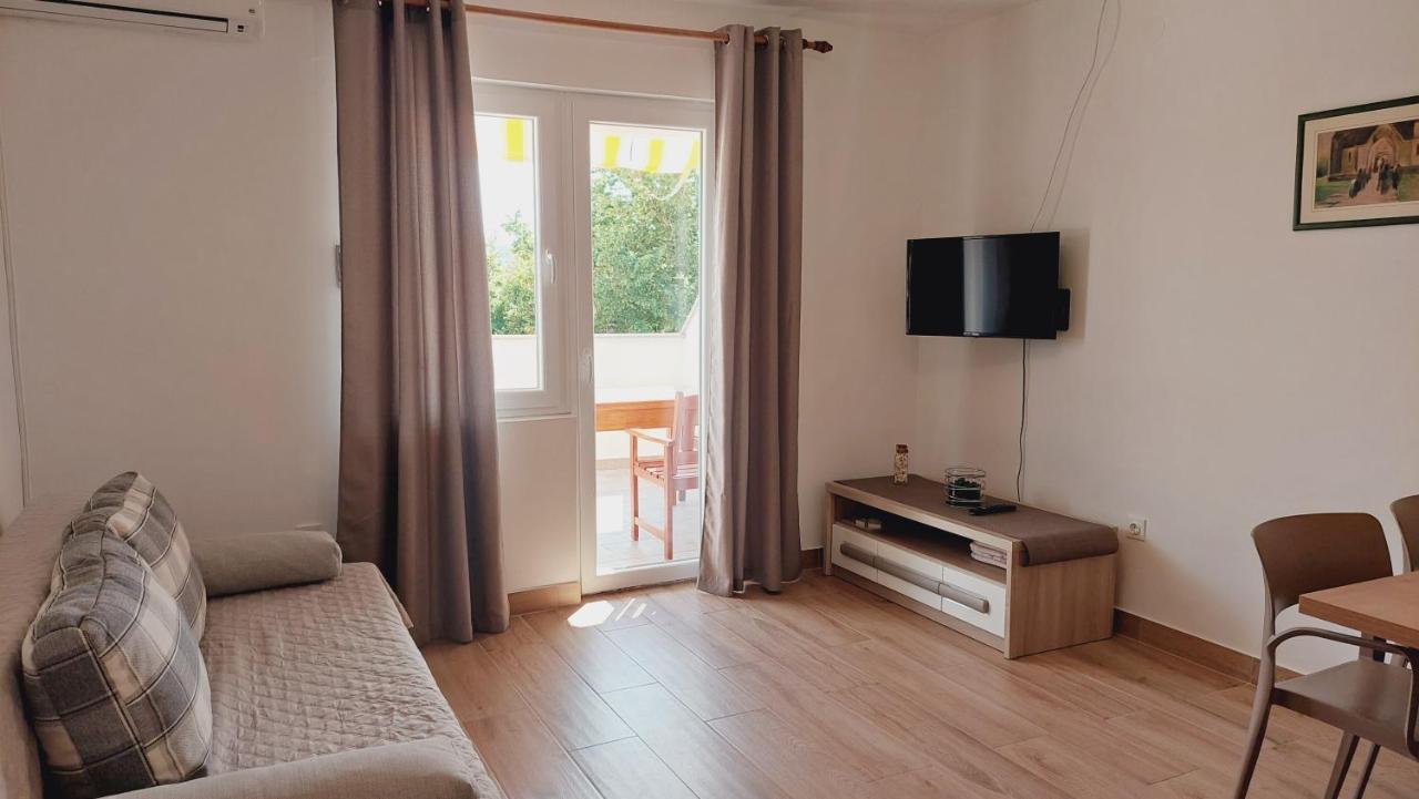 Apartments Nikola Caska Novalja Ngoại thất bức ảnh