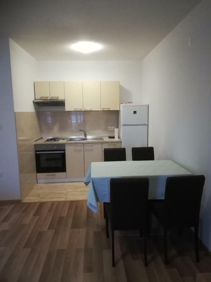 Apartments Nikola Caska Novalja Ngoại thất bức ảnh