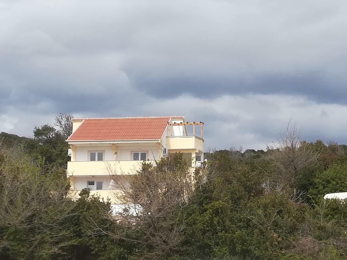 Apartments Nikola Caska Novalja Ngoại thất bức ảnh